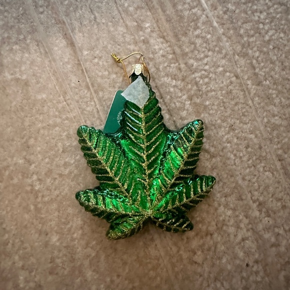 NEW Kurt Adler Green and Gold Cannabis Christmas Ornament - Picture 2 of 2